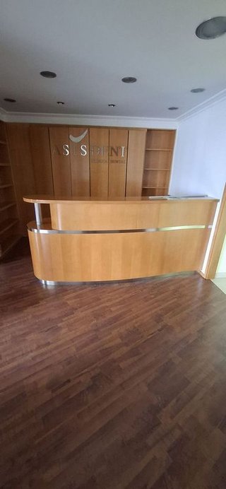 Local comercial en alquiler en Praza España - Casablanca en Vigo