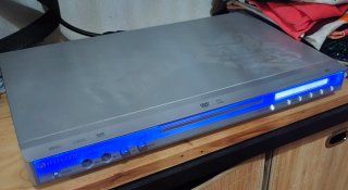 Reproductor DVD Woxter con Películas