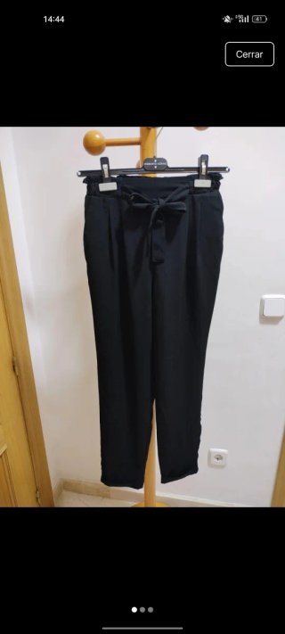 Pantalón negro mujer Stradivarius