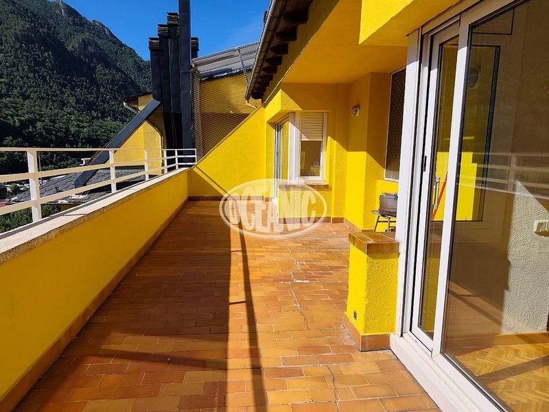 4-bedroom penthouse for rent in Andorra la Vella · 2 of 60