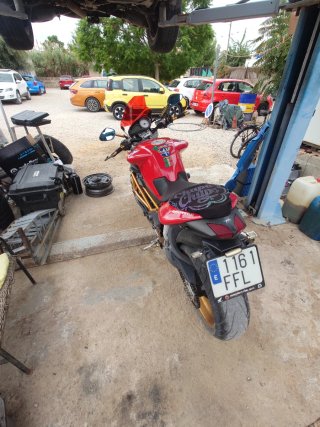 MV Agusta Brutale F4 750