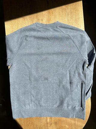 Sudadera Nike Gris Talla M - collecion 2025