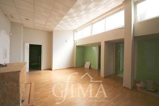 Local comercial en venta en Tomelloso