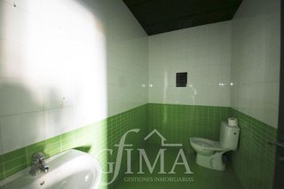 Local comercial en venta en Tomelloso