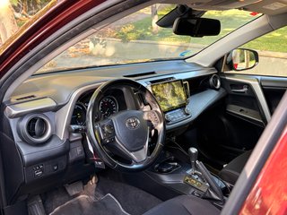 Toyota RAV4 hybrid Advance 2017 con Apple CarPlay
