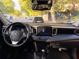 Toyota RAV4 hybrid Advance 2017 con Apple CarPlay