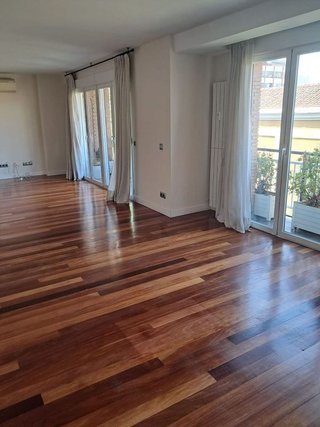 Piso en alquiler en Almagro en Madrid