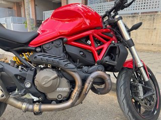 Ducati Monster 821 Roja