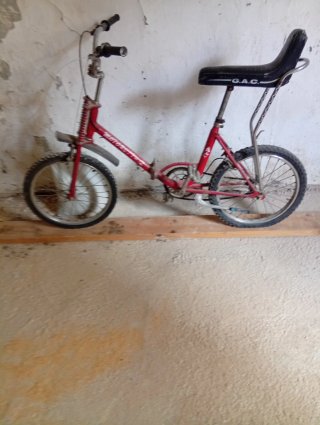 Bicicleta antigua G.A.C.