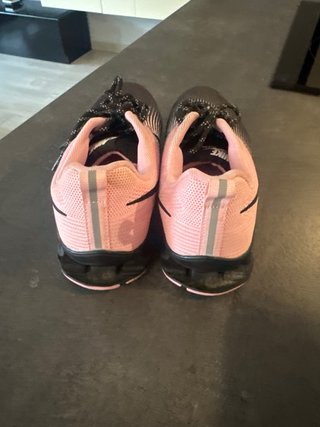 Zapatillas Deportivas Nike Negro y Rosa