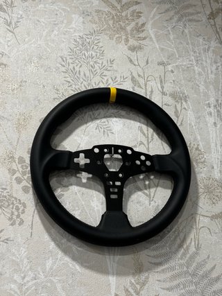 Volante MOZA R5 con accesorios