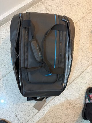 Paletero Bullpadel Negro