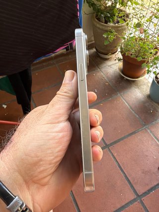 Vendo o cambia iPhone 15 pro max Plateado