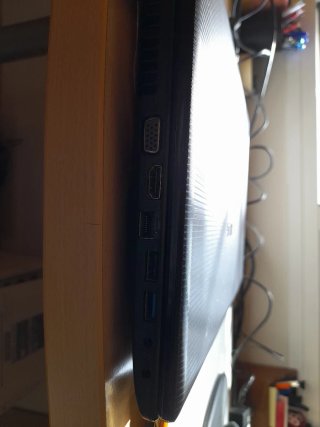 Portátil Asus x55u