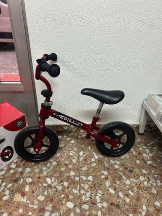 Bicicleta sin pedales Red Bullet