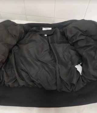 Cazadora Acolchada Estilo Bomber Negra