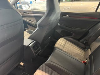 Volkswagen Golf 2024 R-LINE