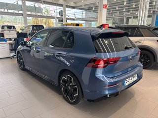 Volkswagen Golf 2024 R-LINE