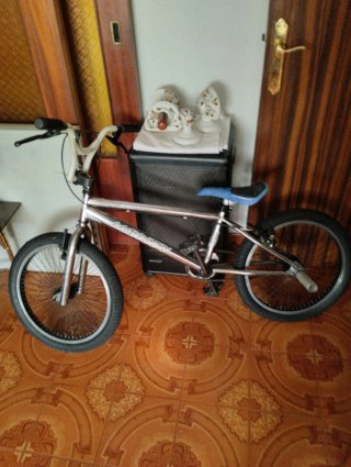 Bicicleta BMX Monty California BH X3