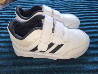 Zapatillas niñ@ Adidas Blancas y Negras Velcro