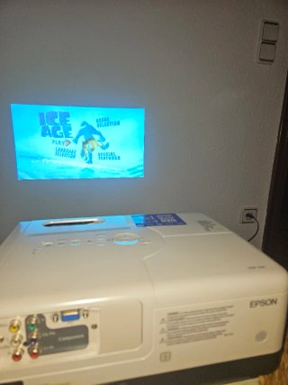 Proyector Lector DVD Epson EMP-DM1