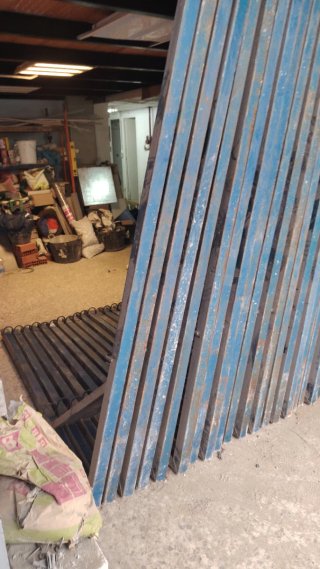 Pescantes de seguridad (horcas) en venta.