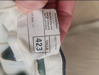 RENOIR Lana virgen Talla L/XL Sin uso