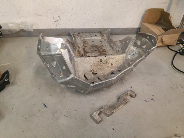 Cubre cárter aluminio Husqvarna KTM 2T 2024