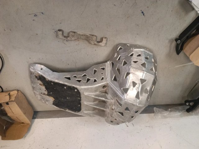Cubre cárter aluminio Husqvarna KTM 2T 2024