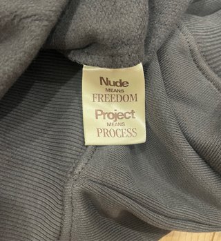 Sudadera Nude Project x Playboy Gris