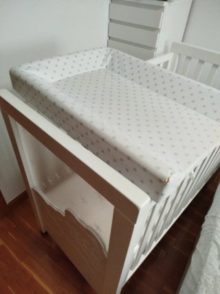 Cuna Dolce Luce y cambiador Micuna