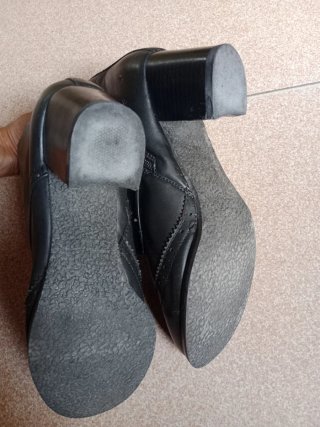 Botines Negros con Cordones y Cremallera