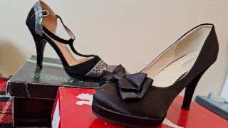 Zapatos de fiesta negros talla 38 y regalo