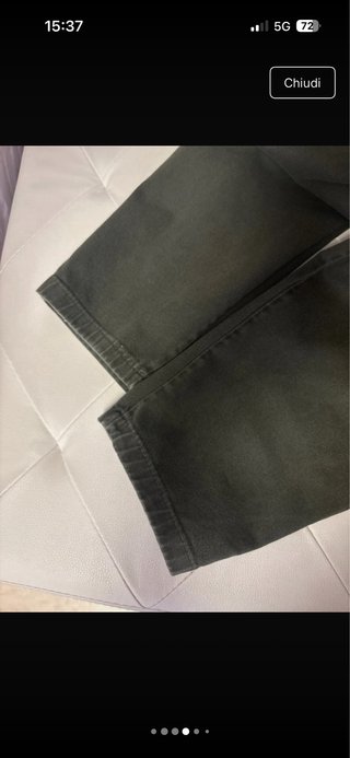 Pantalone verde con elastico in vita