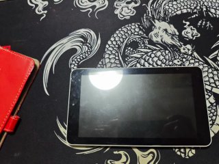 Tablet Iwotto 7 con Funda Roja
