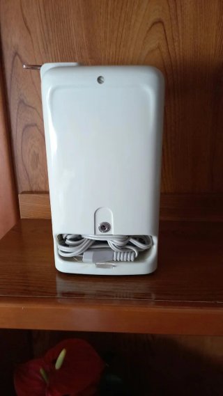 Abridor Eléctrico de Latas