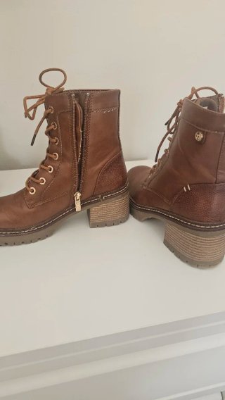 Botines Marrones con Cremallera Lateral