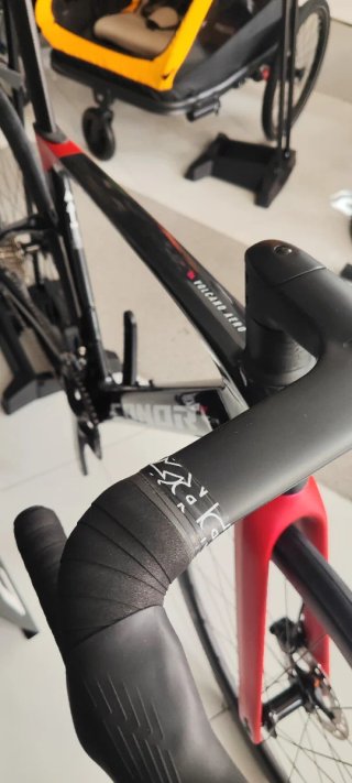 Bicicleta de Carretera CONOR Volcano Aero Talla S