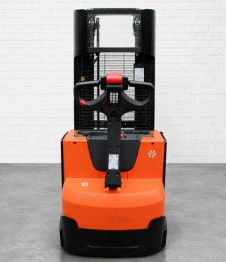 OFERTA Apilador Eléctrico BT