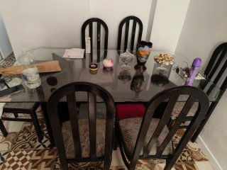 Conjunto de mesa y 6 sillas
