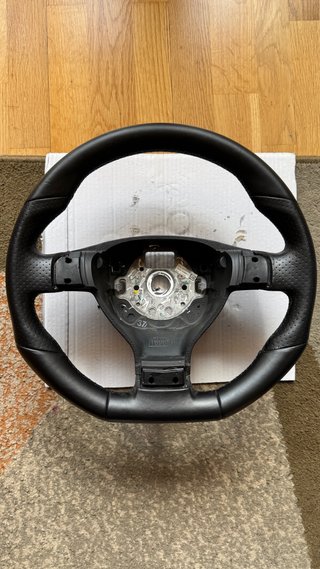 Volante Golf GTI MK5 R32 passat B6 Manual