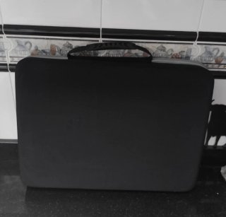 PS4Pro 1TB SSD + Maletín + Mando (Listo para jugar