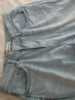 Pantalón vaquero Pull&Bear 38