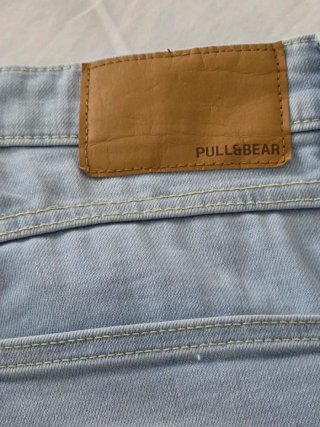 Pantalón vaquero Pull&Bear 38