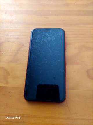 iPhone 11 128GB Rojo