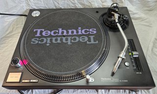 Tocadiscos Technics SL-1210 MK5