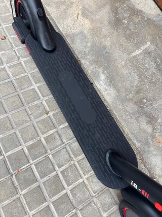 Patinete Eléctrico Xiaomi  (pinchado)