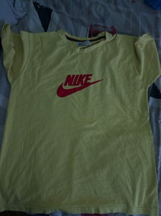 Lote de 3 Camisetas Nike, Adidas y Fred Perry