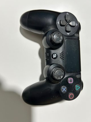 TV Icarus + PS4 con mando y juegos