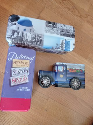 Cajas metálicas Nestle vintage